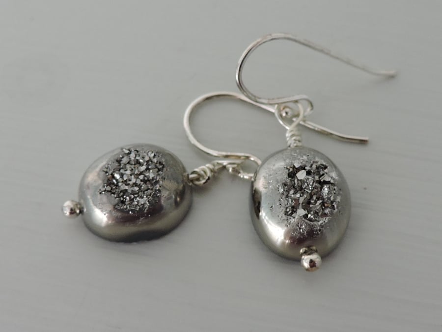 Drop earrings Druzy Agate on Sterling Silver Wires