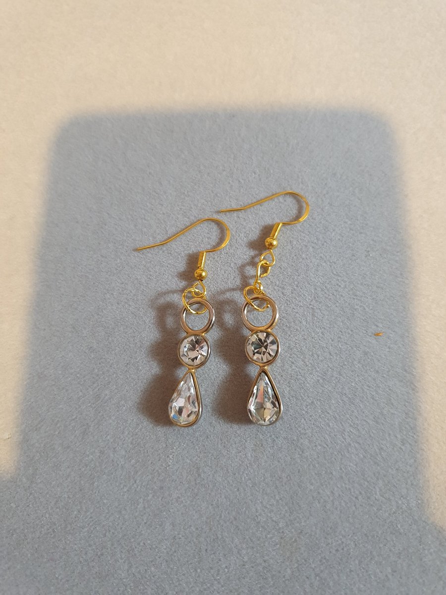 Beautiful and delicate glass earrings 