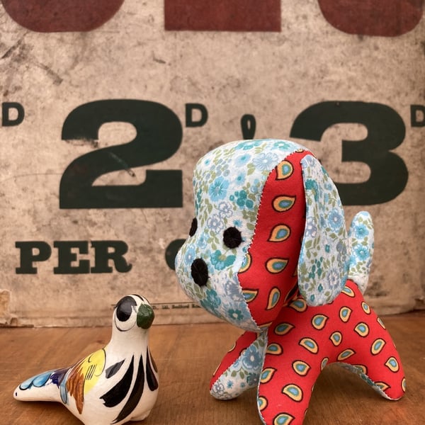 Bobbo Doggo the Vintage Fabric Pup (red & baby blue)
