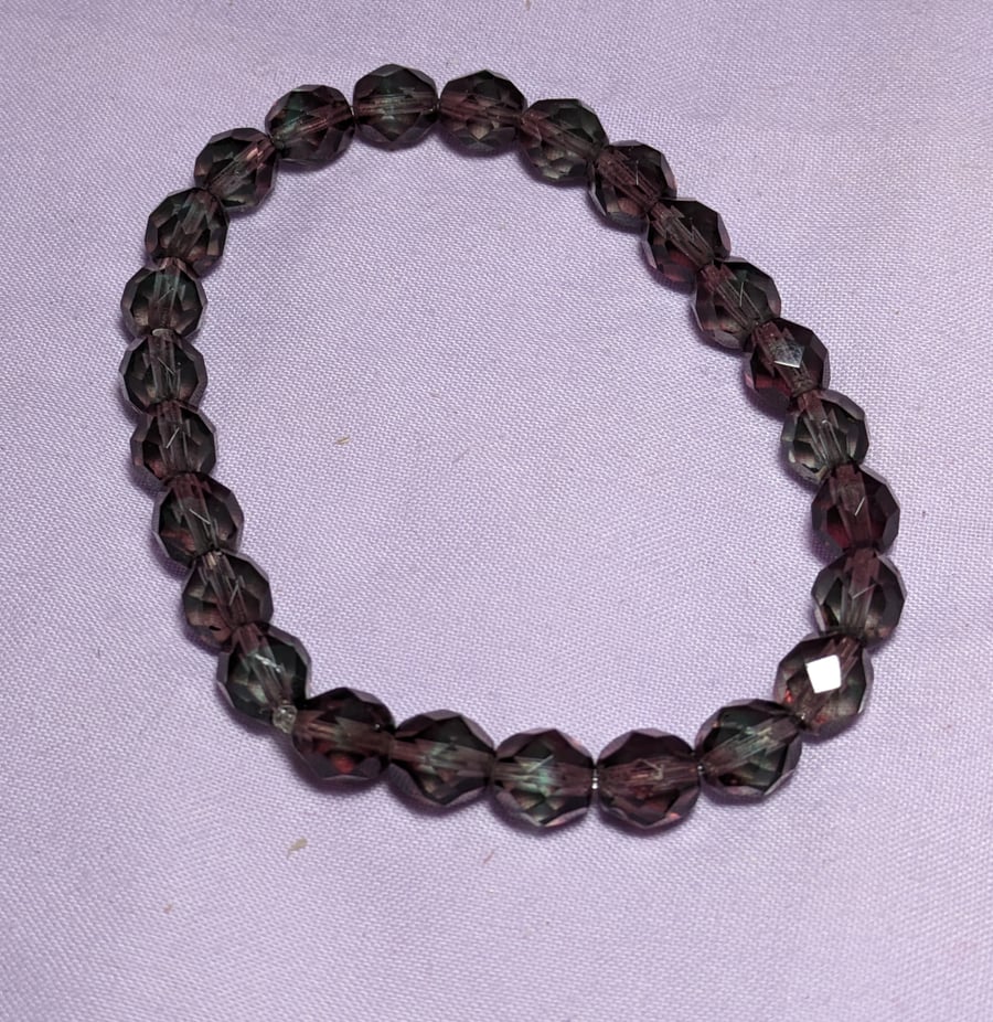 Glass bead bracelet