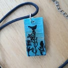 Lovely Pictorial Silhouette Pendant 