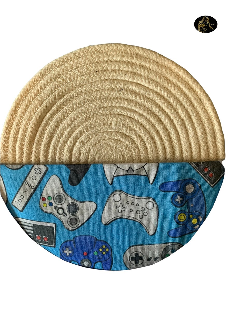 Playing Card Holder - 13 Cards- Game Controller 