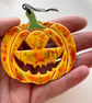 Yellow ceramic pumpkin decoration - Image 4