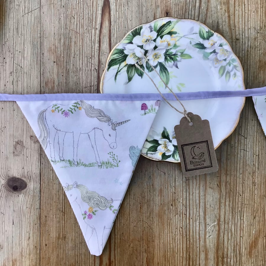 Unicorn and flowers bunting 
