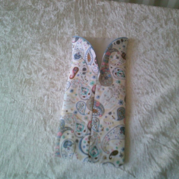 Cream with Blue and Grey Paisley Design Glasses Case