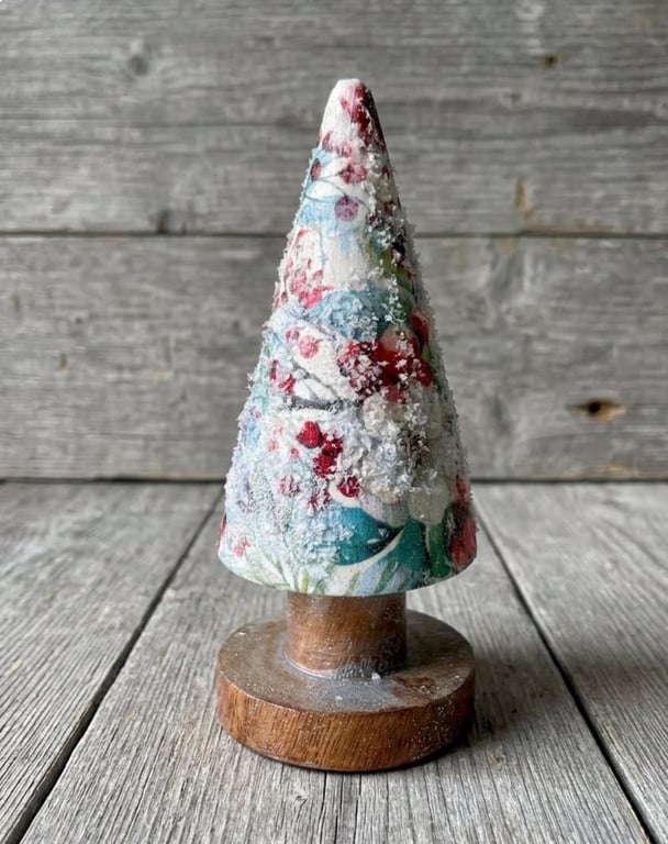 Mango Wod Cone Christmas Tree