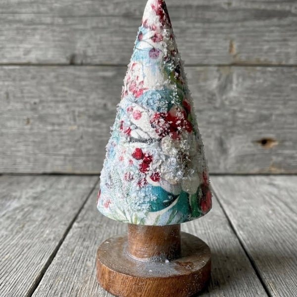 Mango Wod Cone Christmas Tree