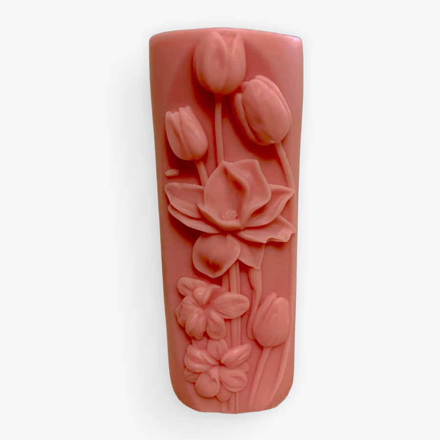 Spring Bouquet Scented Flower-Shaped 100% Organic Wax Candle