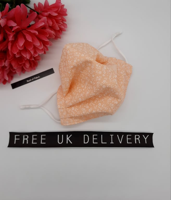 Face mask,  medium,  peach floral,  adjustable,  nose wire, 3 layer 