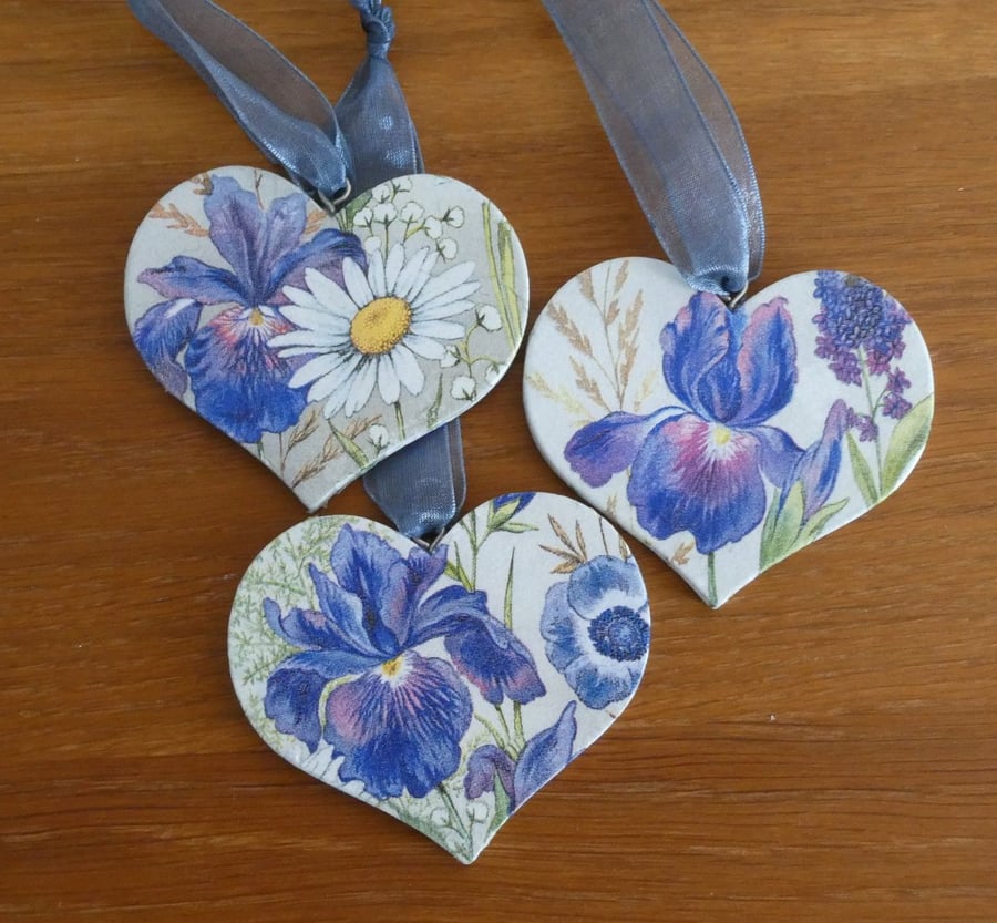 Seconds Sunday - Set of 3 Hanging Hearts - Irises