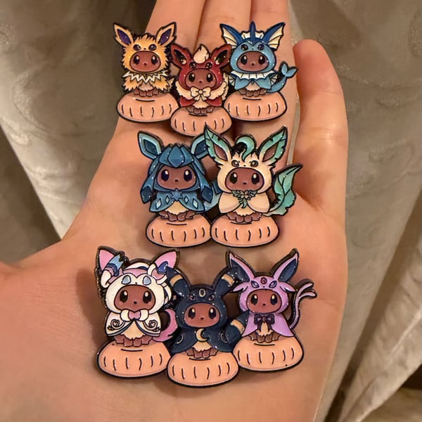 Poncho Eeveelution Pokemon Enamel Pin
