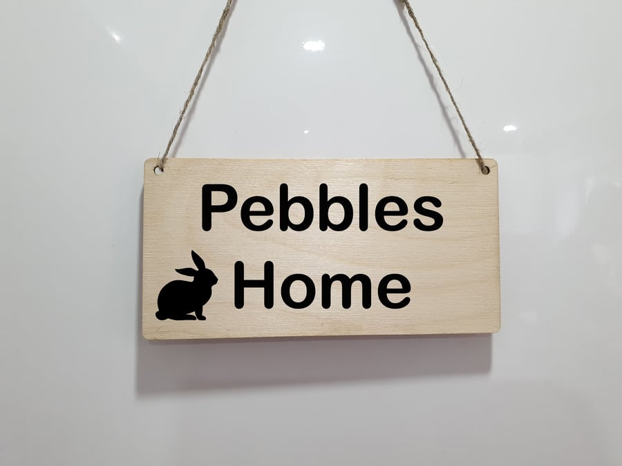 Personalised Hanging Sign Rabbit Home Plaque Pet Cage Gift for Bunny Hutch