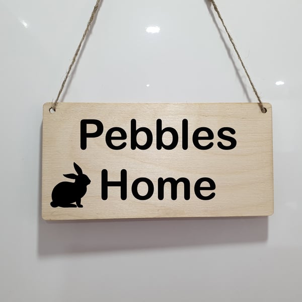 Personalised Hanging Sign Rabbit Home Plaque Pet Cage Gift for Bunny Hutch