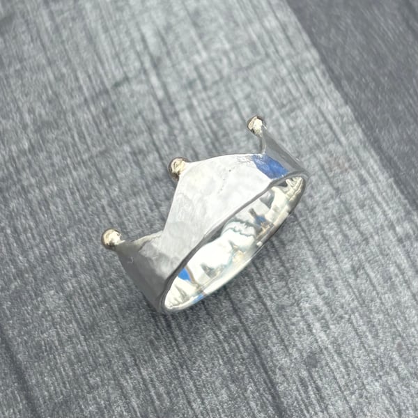 Crown Ring, Princess ring, Queen ring, prince ring, gift for her, unisex ring, 