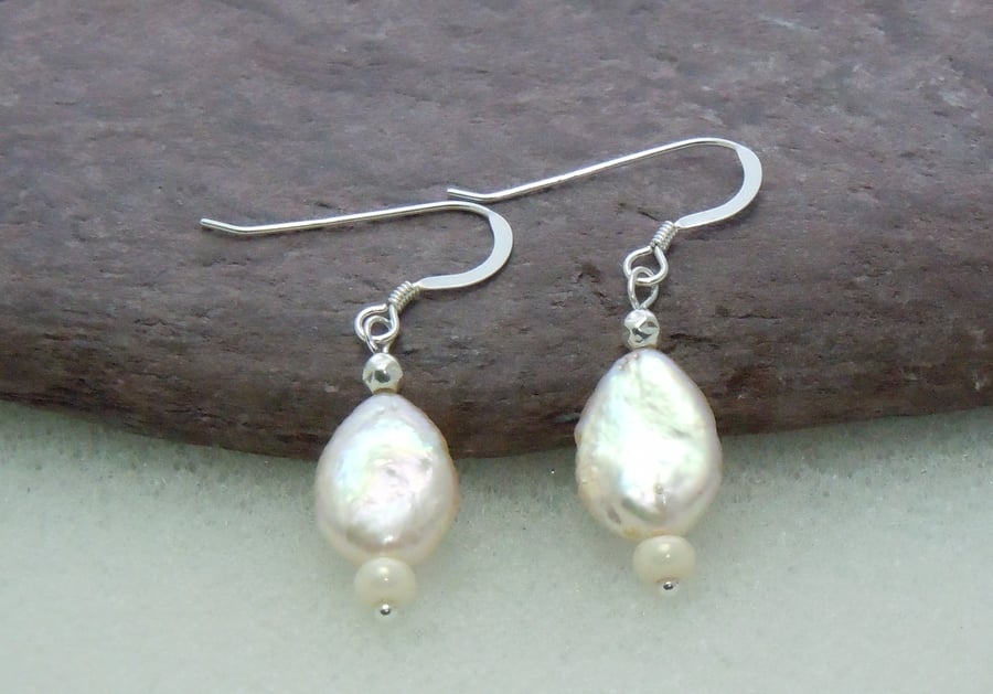 Sterling silver Mother of pearl & glass bead earrings