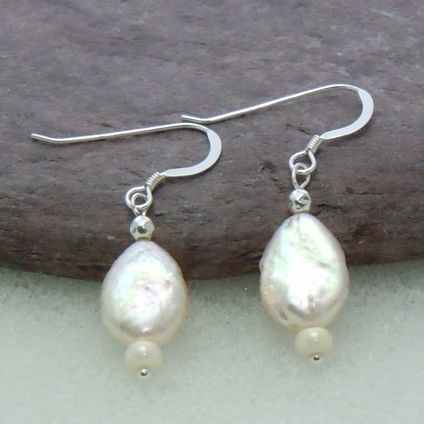 Sterling silver Mother of pearl & glass bead earrings