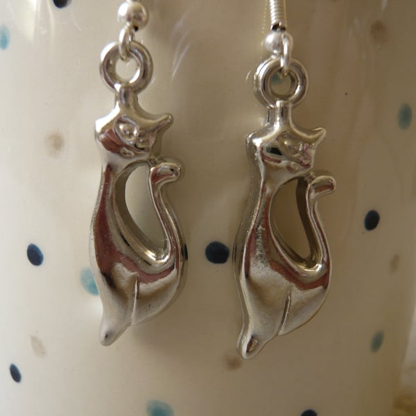Silver Tone Cat Earrings