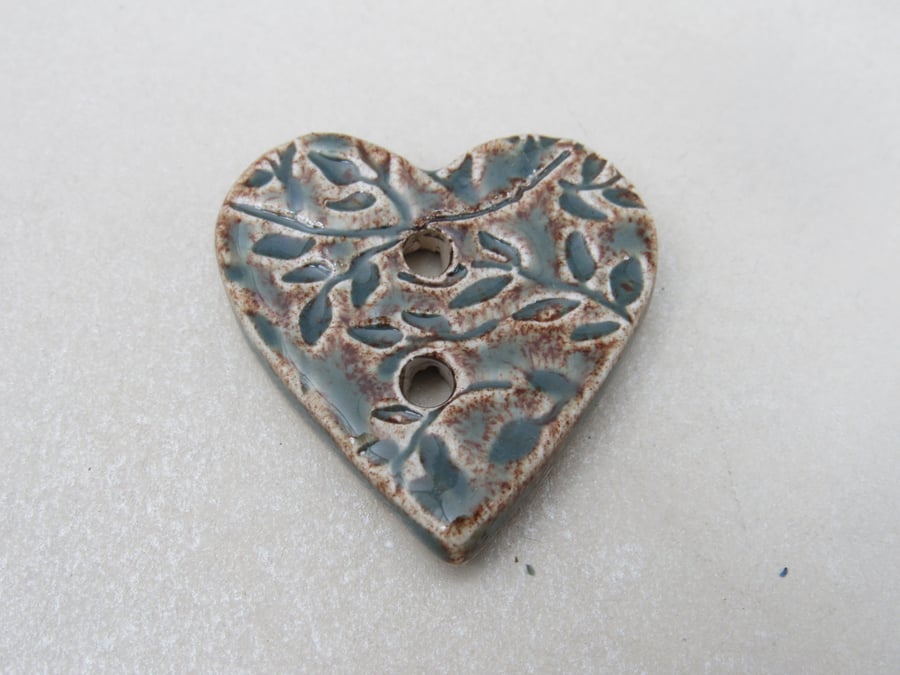 Medium Sedge Green Leaf Sprig Texture Heart Shaped Ceramic Button