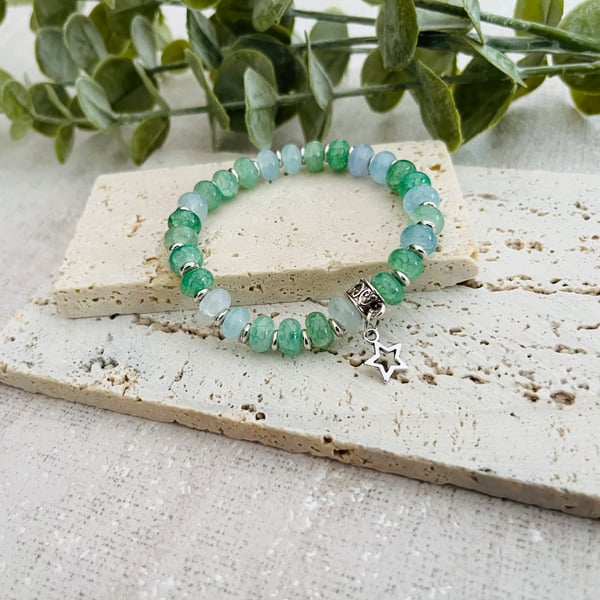 Glass bead charm bracelet