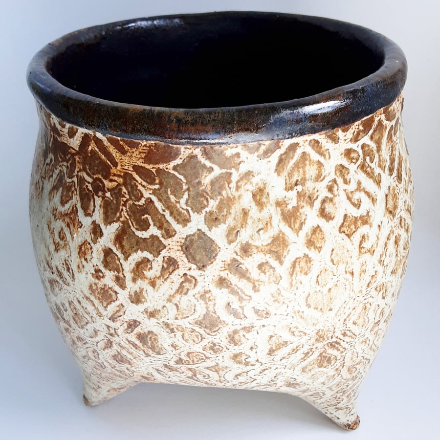 Three Legged Houseplant Holder 