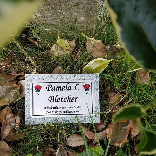 Small Personalised Grey Granite Memorial Garden Grave Tree Cemetery Plaque 