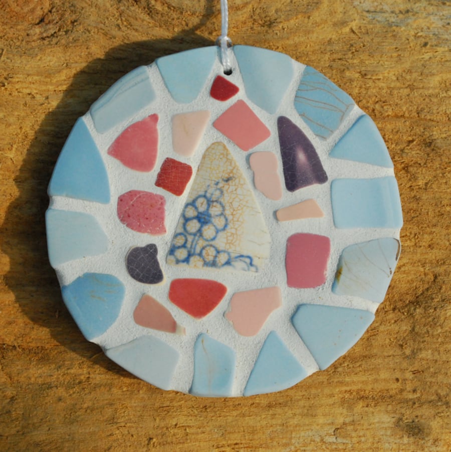 Beach pottery hanger with flowers