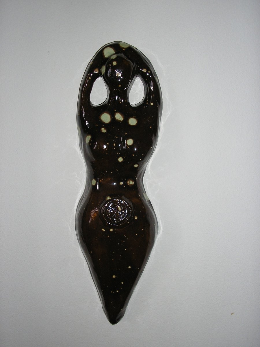 CERAMIC GODDESS WALL HANGING BROWN 