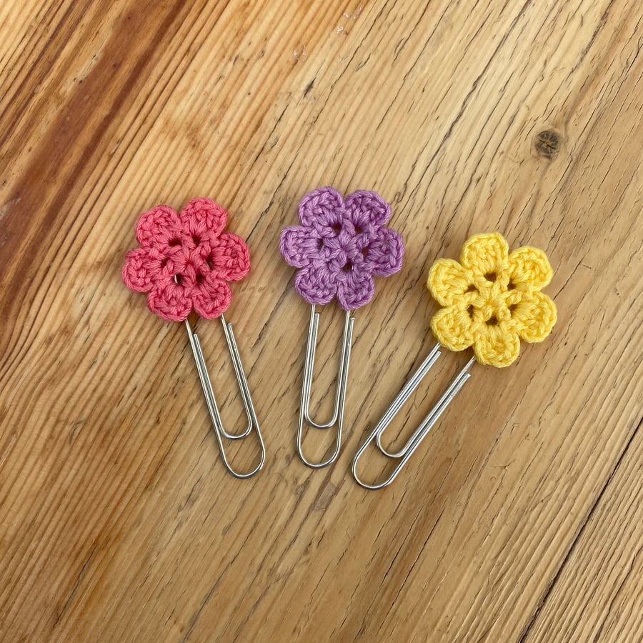 Set of 3 planner clips in pink, lilac, yellow