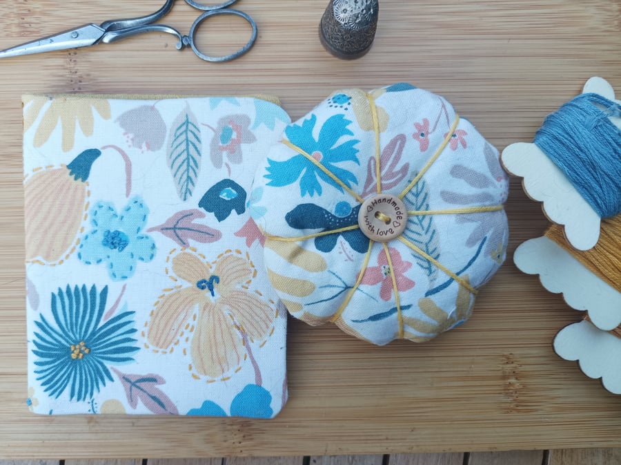 Needlecase and pin cushon