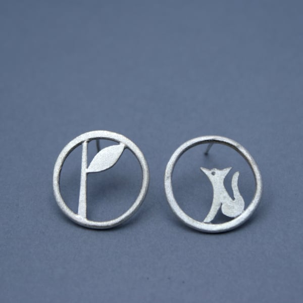 Edge of the woods circle fox studs
