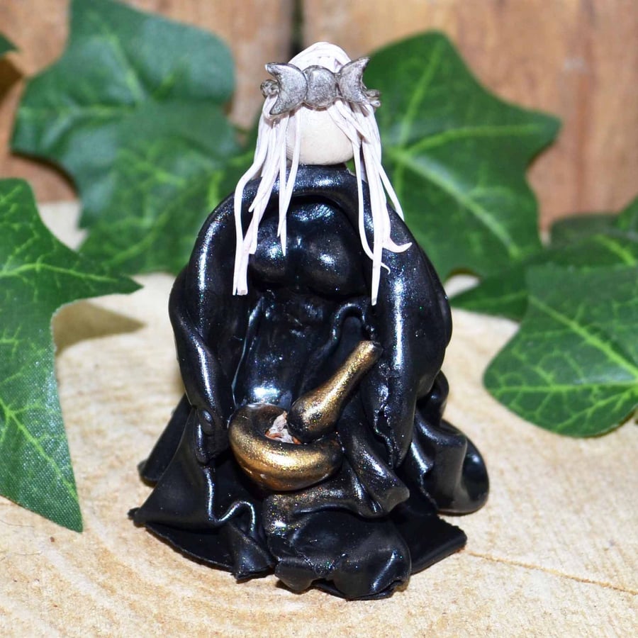 Goddess Hecate Figurine, Handmade Pagan Decoration Wicca Altar Witchcraft