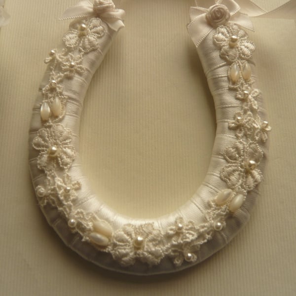 Wedding Horseshoe with Guipure Lace 