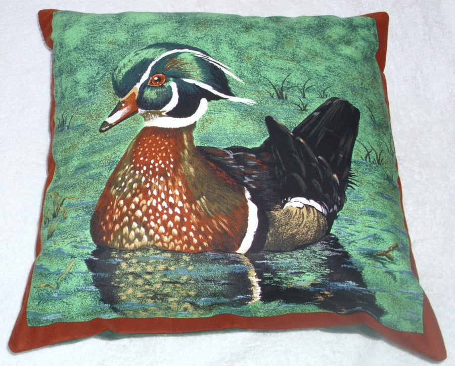 A Wood Duck paddling cushion