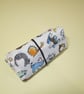 Animal Alphabet Fabric Pencil Roll includes 8 pencils - Image 4