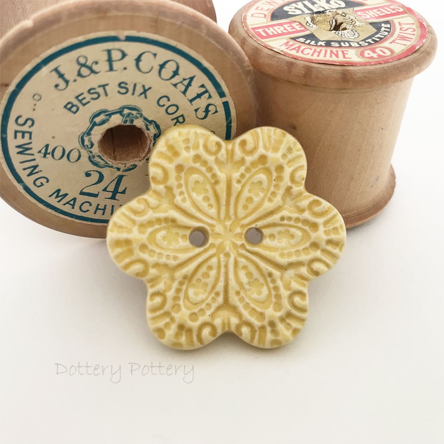 Large ceramic flower shaped button