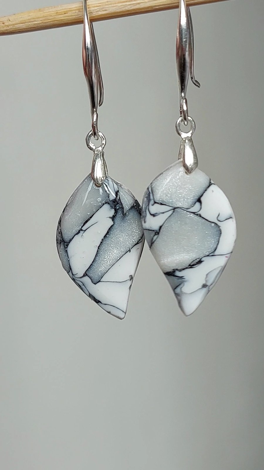 Pearl and white marbled polymer clay leaf earrings White Marble collection  