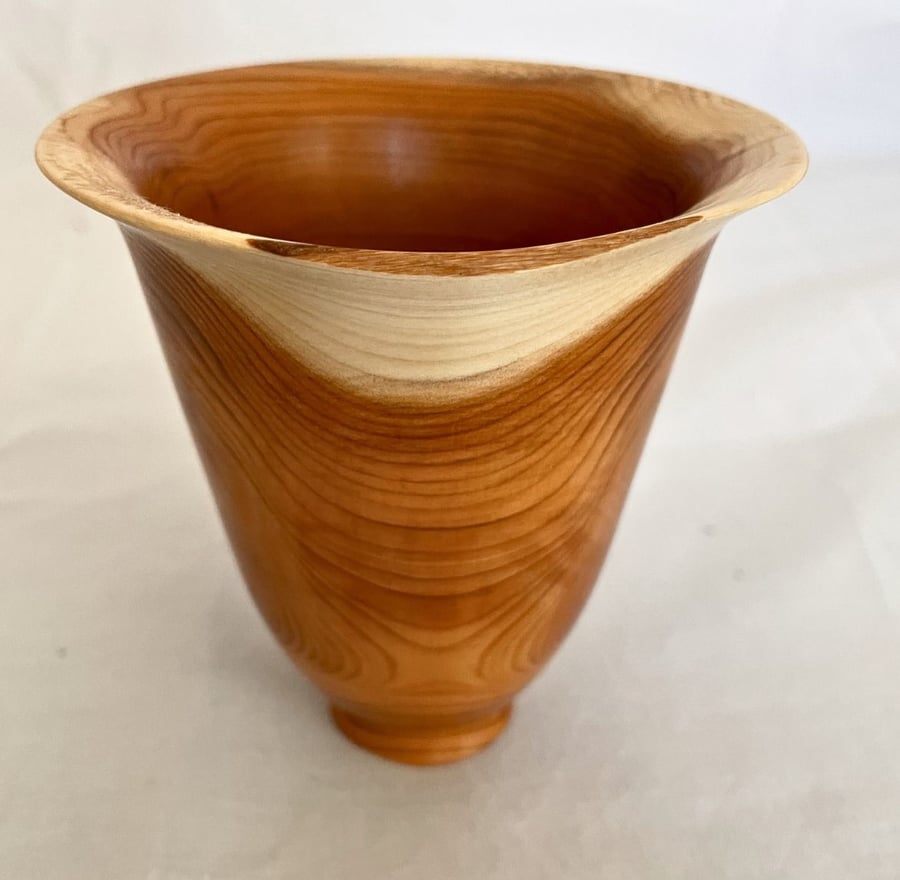 Yew hollow form (size - height 10cmm  opening diamete 9cm at widest)