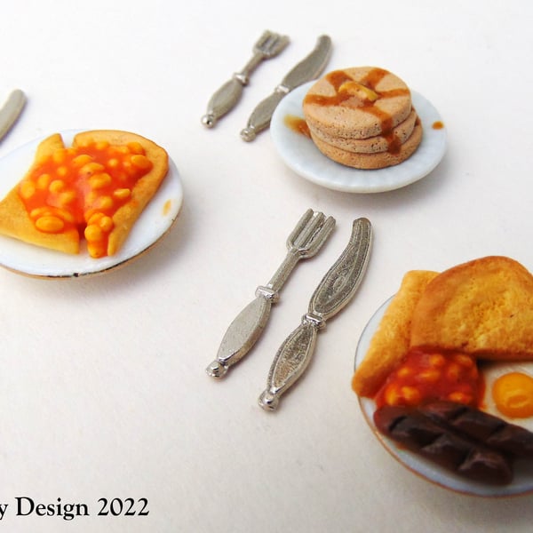 1:12 Scale Trio of Individual Dolls House Breakfast Plates with Cutlery