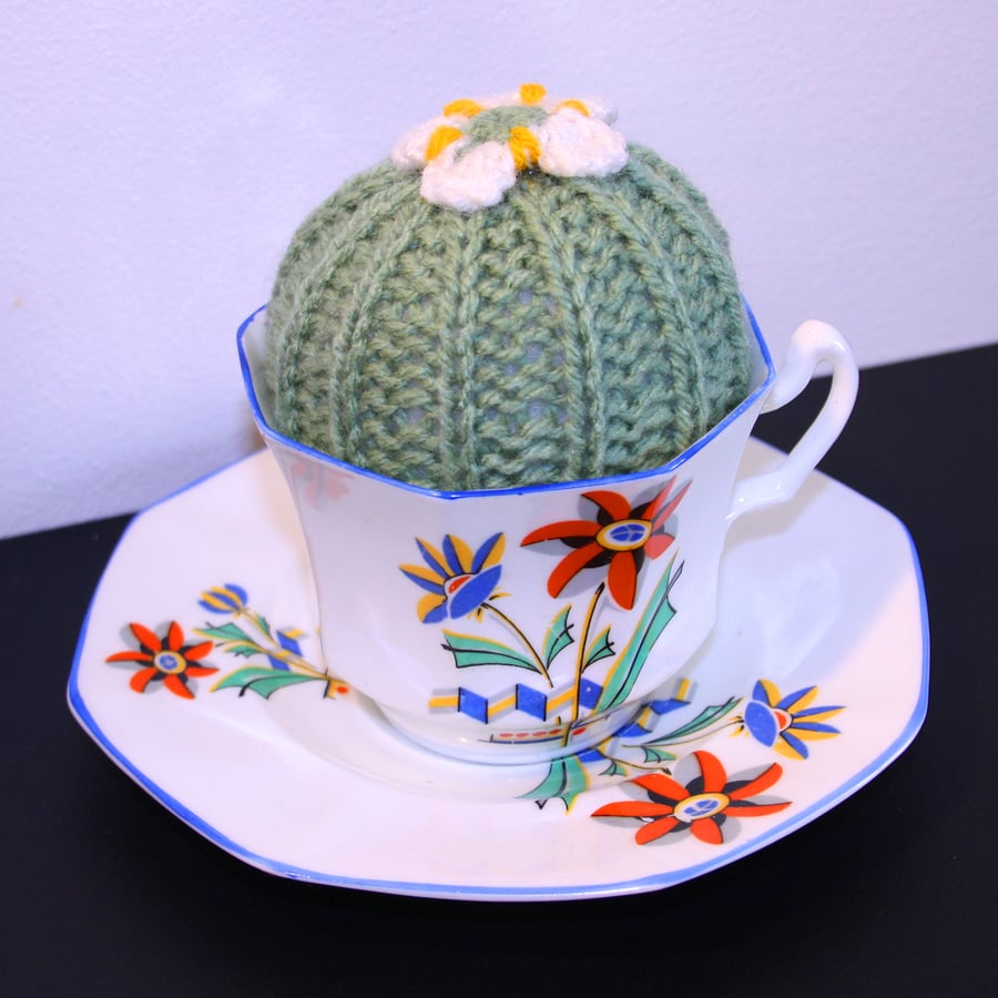 Tea cup crochet cactus