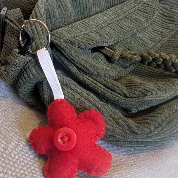 Handmade felt flower keyring, bagcharm, accessory - red