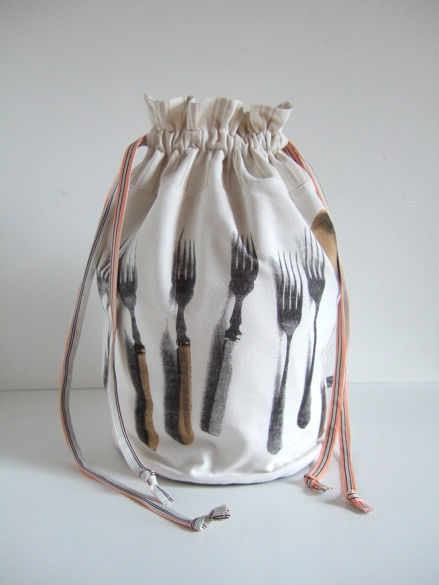 Drawstring laundry or storage bag with knives forks and spoons print