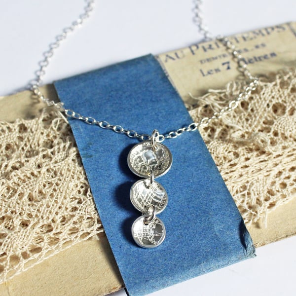 Silver lace necklace