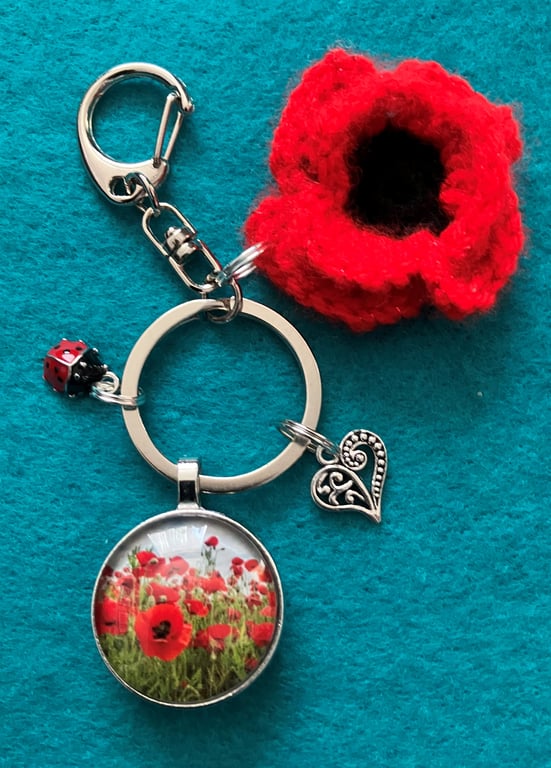 Red poppy keyring with Bag clip