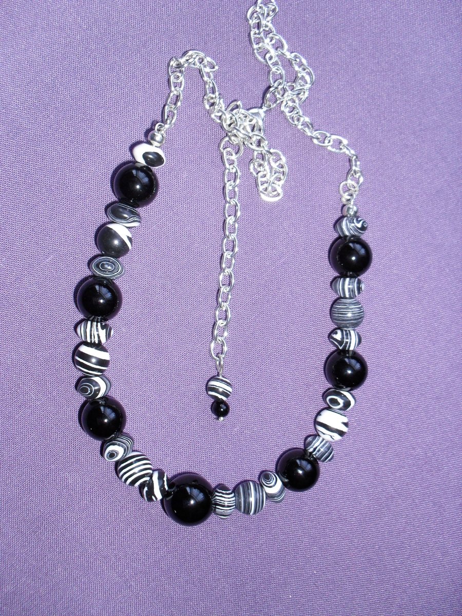Black and white Necklace