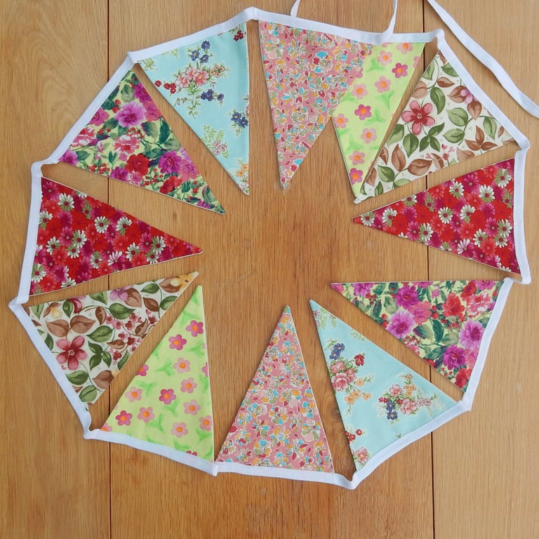 Floral Summer bunting