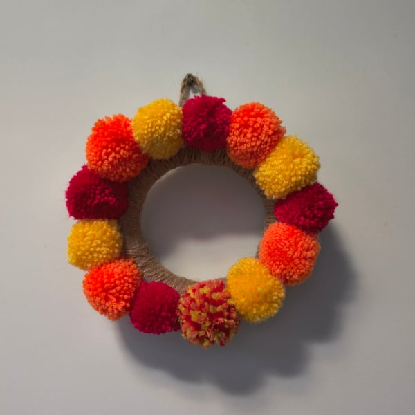 Fiery hot hot pom pom wreath FREE POSTAGE