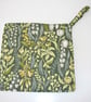 Pot Holder William Morris Green Kelmscott Grab Mat Kitchen Chefs Pad Floral