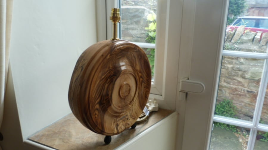 HEAVY ASH TABLE LAMP