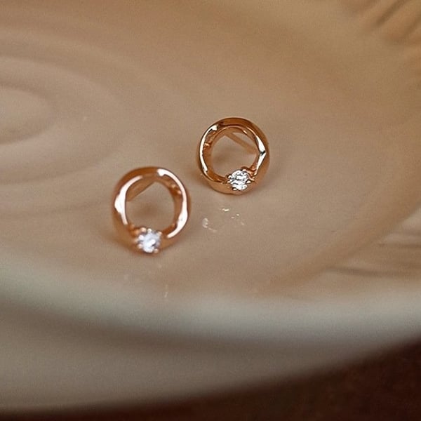 Rose Gold Möbius Twist Loop Stud Earrings with Zircon