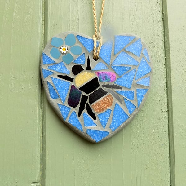 Sky Bumblebee Forget Me Not Mosaic Hanging Heart Garden Decoration